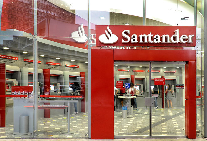 Santander Brasil distribuirá R$ 850 milhões em juros sobre capital próprio