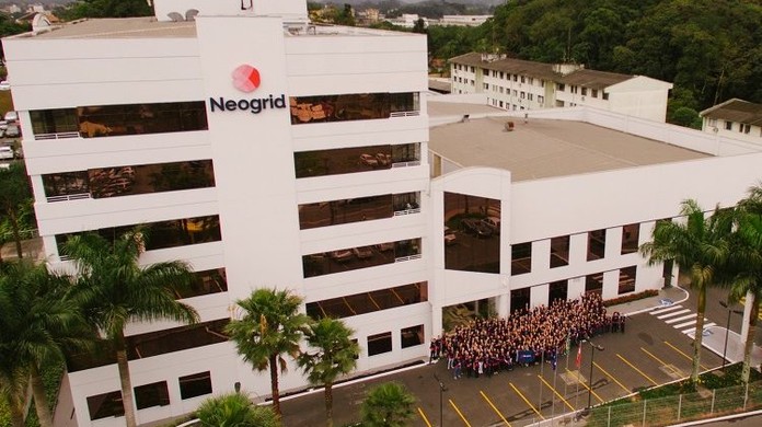 Neogrid compra empresa de software Smarket
