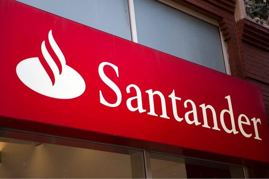 Santander encerra 1º trimestre de 2021 com lucro de R$ 4 bilhões