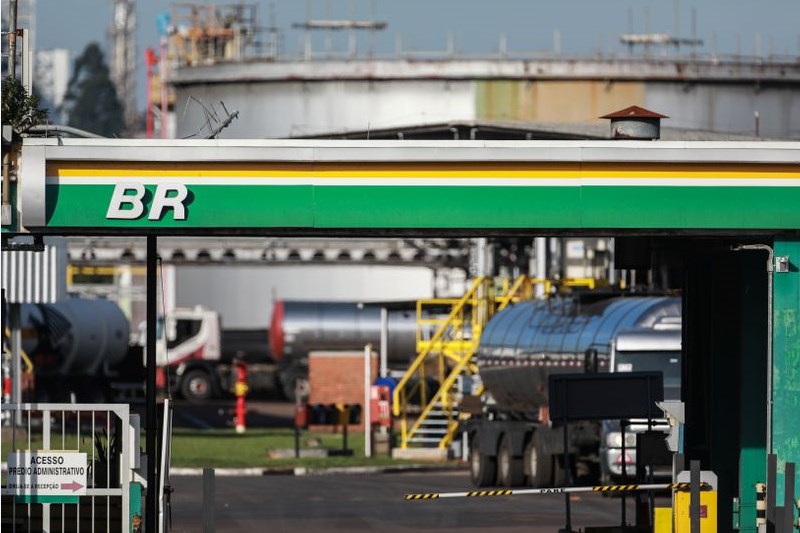 Petrobras: Venda de participação na BR Distribuidora segue com Silva e Luna