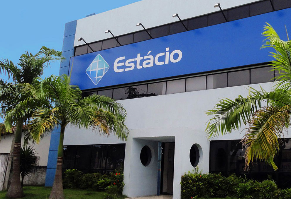 Lucro da Yduqs recua 74% com piora no resultado financeiro e receita cresce