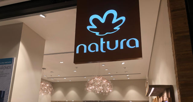 Natura&Co investe em empresa de perfume britânica