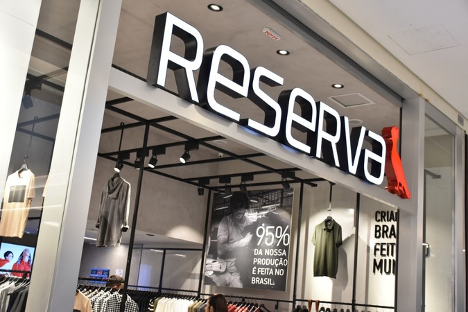 Arezzo conclui incorporação do Grupo Reserva